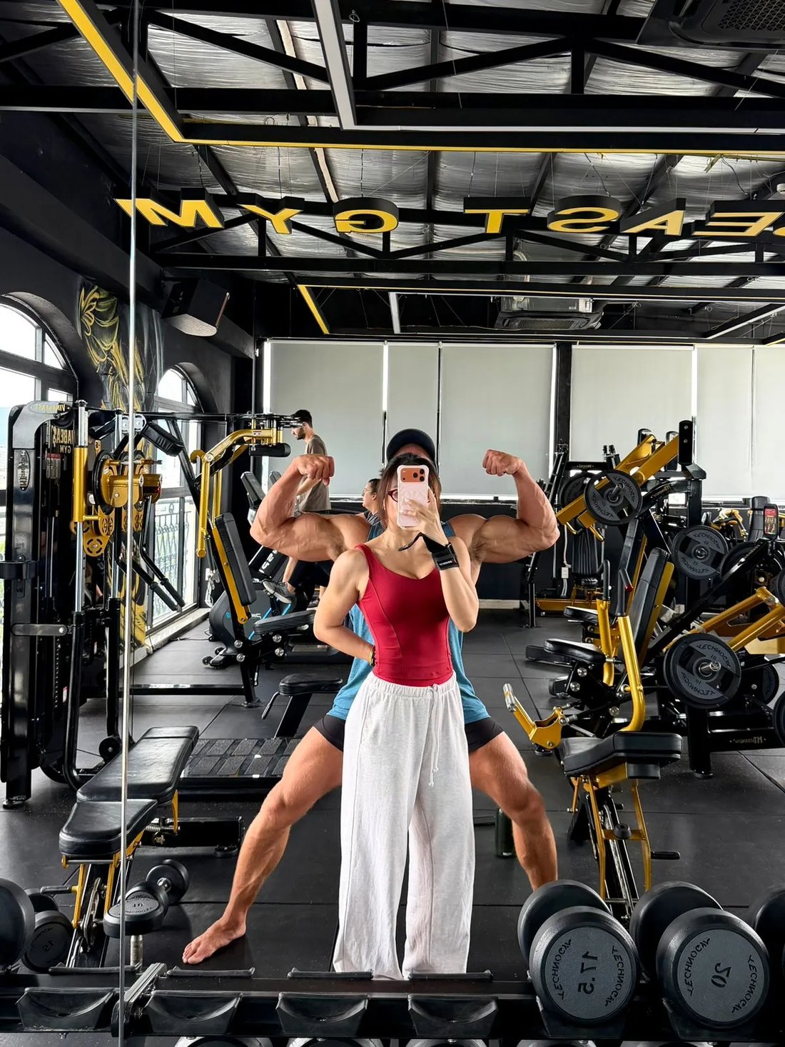 Lee coaching in the gym
